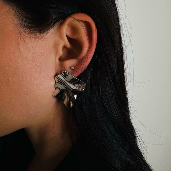 New Geometric Big Stud Earrings Waterproof Trendy Metal Texture Simple - Picture 5 of 7